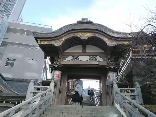湯島天満宮の{uncategorized: "未分類", other: "その他", undefined: "問題あり", building: "その他建物", grave: "お墓", sacred_gate: "鳥居", guardian: "狛犬", statue: "像", buddha: "仏像", history: "歴史", nature: "自然", garden: "庭園", animal: "動物", pagoda: "塔", temizu: "手水舎", mountain_gate: "山門・神門", sanctuary: "本殿・本堂", subordinate: "末社・摂社", art: "芸術", scenery: "景色", jizo: "地蔵", ema: "絵馬", goshuin: "御朱印", omikuji: "おみくじ", items: "授与品その他", amulet: "お守り", goshuincho: "御朱印帳", eats: "食事", festival: "お祭り", votive_dance: "神楽", shichigosan: "七五三参", wedding: "結婚式", experience: "体験その他", initially: "初詣", around: "周辺", anti_infection: "感染症対策"}