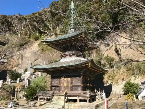 那古寺の建物その他