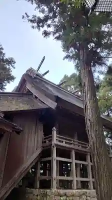 六所神社の本殿・本堂