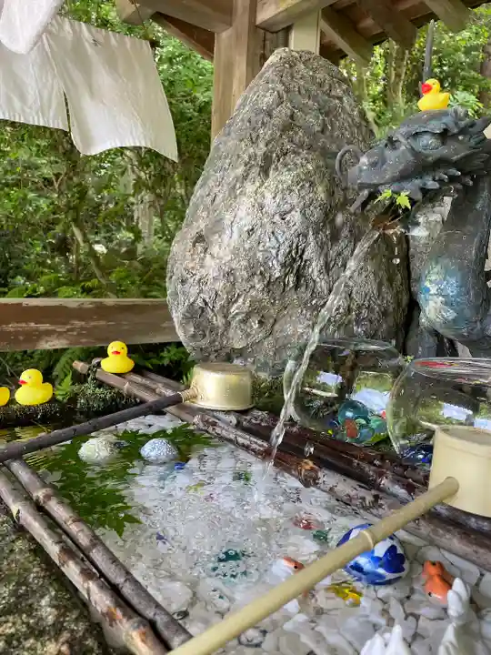 国宝 長寿寺の手水舎