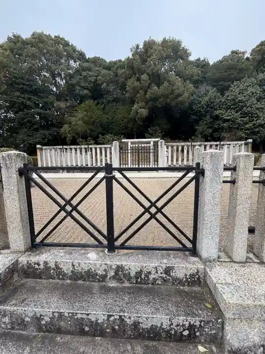 丹比高鷲原陵 (雄略天皇陵)(大阪府)