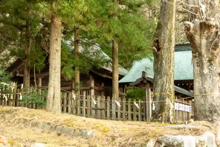 諏訪大社上社前宮(長野県)