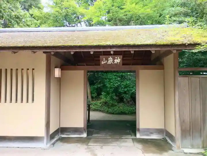 寒川神社の本殿・本堂