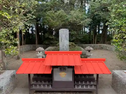 今市報徳二宮神社の{uncategorized: "未分類", other: "その他", undefined: "問題あり", building: "その他建物", grave: "お墓", sacred_gate: "鳥居", guardian: "狛犬", statue: "像", buddha: "仏像", history: "歴史", nature: "自然", garden: "庭園", animal: "動物", pagoda: "塔", temizu: "手水舎", mountain_gate: "山門・神門", sanctuary: "本殿・本堂", subordinate: "末社・摂社", art: "芸術", scenery: "景色", jizo: "地蔵", ema: "絵馬", goshuin: "御朱印", omikuji: "おみくじ", items: "授与品その他", amulet: "お守り", goshuincho: "御朱印帳", eats: "食事", festival: "お祭り", votive_dance: "神楽", shichigosan: "七五三参", wedding: "結婚式", experience: "体験その他", initially: "初詣", around: "周辺", anti_infection: "感染症対策"}