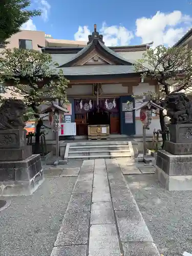 穏田神社の本殿・本堂