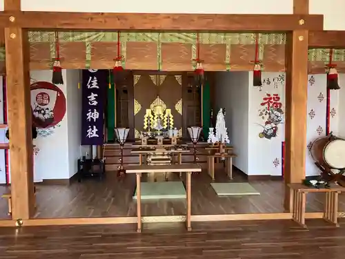 様似住吉神社の本殿・本堂