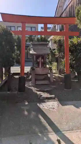 稲荷社(JAレーク滋賀西大津支店内鎮座)(滋賀県)