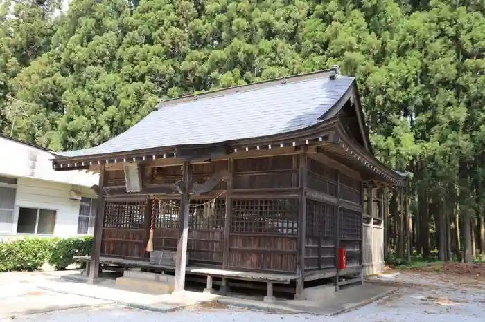 八幡神社の本殿