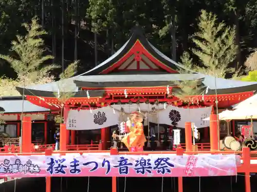 金櫻神社の{uncategorized: "未分類", other: "その他", undefined: "問題あり", building: "その他建物", grave: "お墓", sacred_gate: "鳥居", guardian: "狛犬", statue: "像", buddha: "仏像", history: "歴史", nature: "自然", garden: "庭園", animal: "動物", pagoda: "塔", temizu: "手水舎", mountain_gate: "山門・神門", sanctuary: "本殿・本堂", subordinate: "末社・摂社", art: "芸術", scenery: "景色", jizo: "地蔵", ema: "絵馬", goshuin: "御朱印", omikuji: "おみくじ", items: "授与品その他", amulet: "お守り", goshuincho: "御朱印帳", eats: "食事", festival: "お祭り", votive_dance: "神楽", shichigosan: "七五三参", wedding: "結婚式", experience: "体験その他", initially: "初詣", around: "周辺", anti_infection: "感染症対策"}