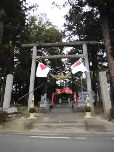 宇奈己呂和気神社の鳥居