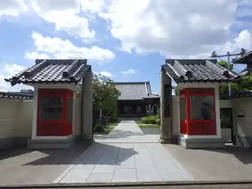 最勝寺の山門