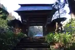 安楽寺の山門