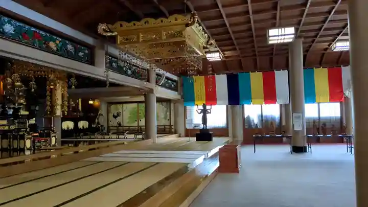 新善光寺の本殿・本堂