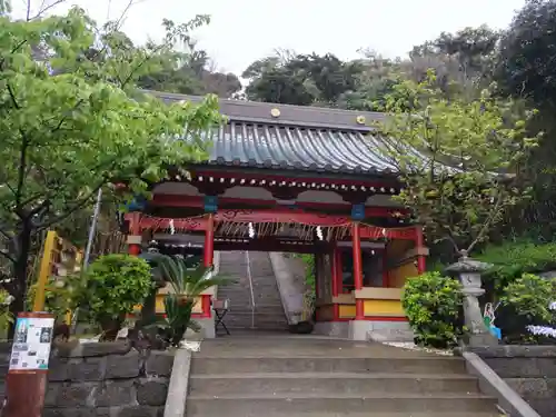 洲崎神社の山門・神門