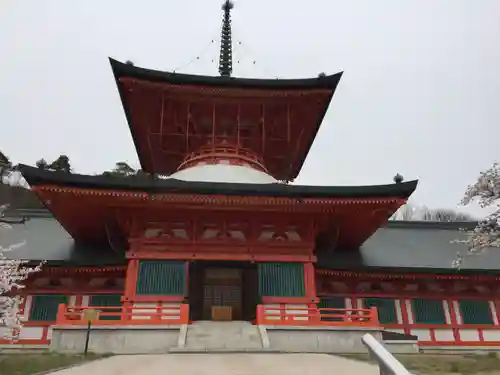 善光寺の塔