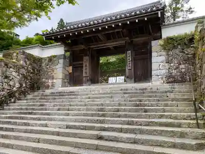 三千院門跡の山門・神門
