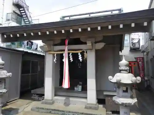 若宮八幡神社の本殿