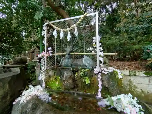 枚岡神社の{uncategorized: "未分類", other: "その他", undefined: "問題あり", building: "その他建物", grave: "お墓", sacred_gate: "鳥居", guardian: "狛犬", statue: "像", buddha: "仏像", history: "歴史", nature: "自然", garden: "庭園", animal: "動物", pagoda: "塔", temizu: "手水舎", mountain_gate: "山門・神門", sanctuary: "本殿・本堂", subordinate: "末社・摂社", art: "芸術", scenery: "景色", jizo: "地蔵", ema: "絵馬", goshuin: "御朱印", omikuji: "おみくじ", items: "授与品その他", amulet: "お守り", goshuincho: "御朱印帳", eats: "食事", festival: "お祭り", votive_dance: "神楽", shichigosan: "七五三参", wedding: "結婚式", experience: "体験その他", initially: "初詣", around: "周辺", anti_infection: "感染症対策"}