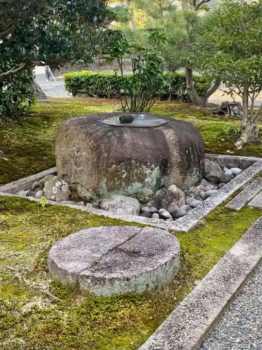 二条天皇 香隆寺陵のその他建物