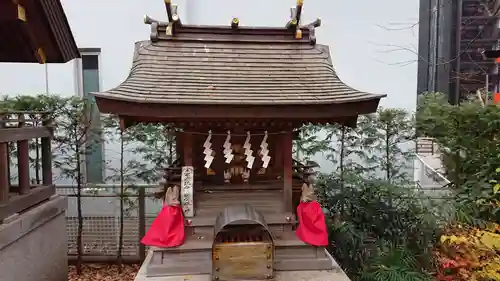 成子天神社の末社・摂社