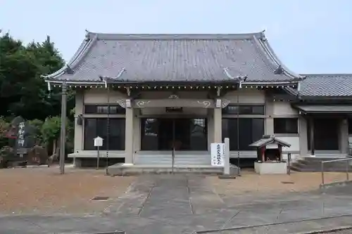 長松寺の本殿・本堂