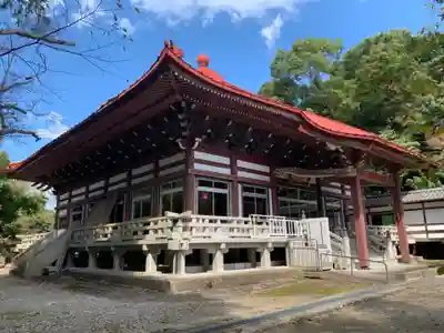 蓮照寺の本殿・本堂