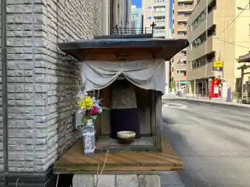 道祖神(小伝馬町)の{uncategorized: "未分類", other: "その他", undefined: "問題あり", building: "その他建物", grave: "お墓", sacred_gate: "鳥居", guardian: "狛犬", statue: "像", buddha: "仏像", history: "歴史", nature: "自然", garden: "庭園", animal: "動物", pagoda: "塔", temizu: "手水舎", mountain_gate: "山門・神門", sanctuary: "本殿・本堂", subordinate: "末社・摂社", art: "芸術", scenery: "景色", jizo: "地蔵", ema: "絵馬", goshuin: "御朱印", omikuji: "おみくじ", items: "授与品その他", amulet: "お守り", goshuincho: "御朱印帳", eats: "食事", festival: "お祭り", votive_dance: "神楽", shichigosan: "七五三参", wedding: "結婚式", experience: "体験その他", initially: "初詣", around: "周辺", anti_infection: "感染症対策"}