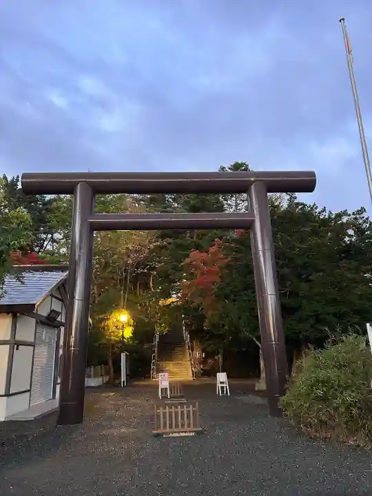 千歳神社の鳥居