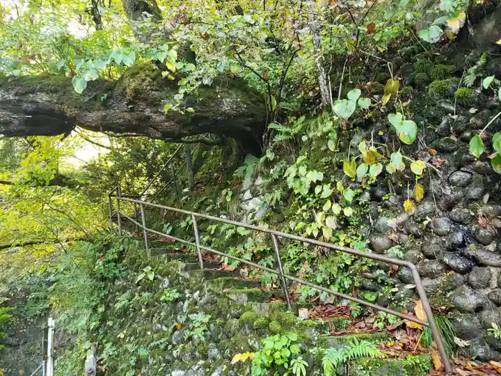 大滝観音の周辺