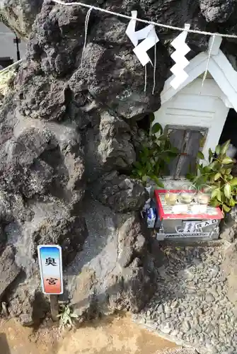 鳩森八幡神社の末社・摂社