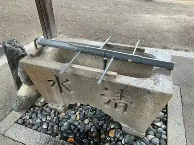 挙母神社の手水舎