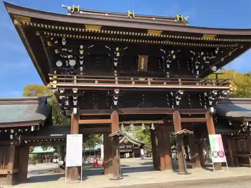 真清田神社の山門・神門