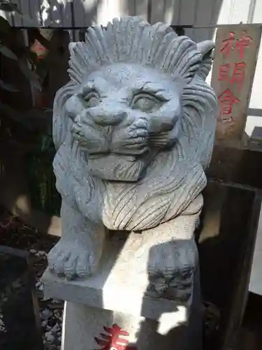 讃岐小白稲荷神社の狛犬