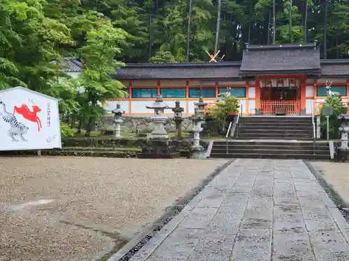 大原野神社の本殿・本堂