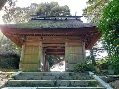 般若寺の山門