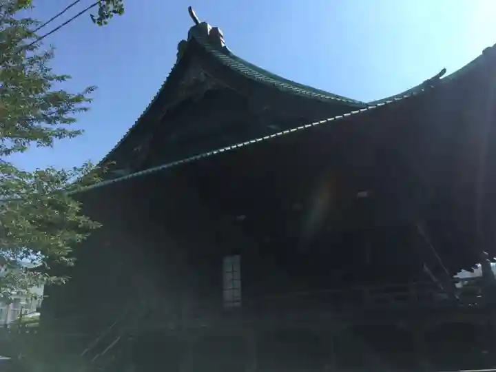 護国寺の本殿・本堂