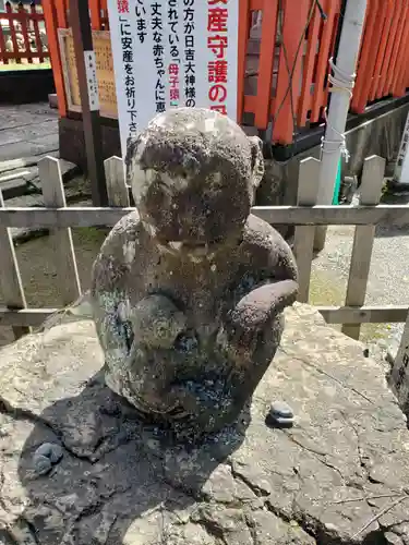 本折日吉神社の狛犬