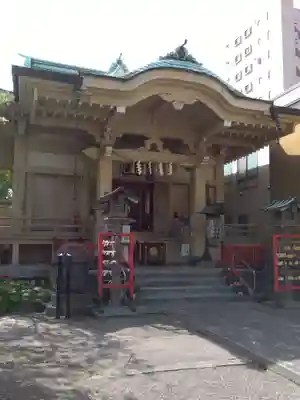 矢先稲荷神社の本殿・本堂