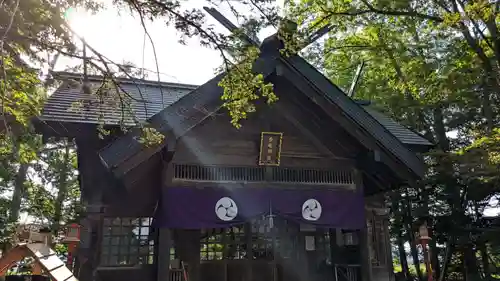 多寄神社の本殿・本堂