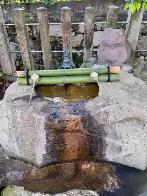 興玉神社の{uncategorized: "未分類", other: "その他", undefined: "問題あり", building: "その他建物", grave: "お墓", sacred_gate: "鳥居", guardian: "狛犬", statue: "像", buddha: "仏像", history: "歴史", nature: "自然", garden: "庭園", animal: "動物", pagoda: "塔", temizu: "手水舎", mountain_gate: "山門・神門", sanctuary: "本殿・本堂", subordinate: "末社・摂社", art: "芸術", scenery: "景色", jizo: "地蔵", ema: "絵馬", goshuin: "御朱印", omikuji: "おみくじ", items: "授与品その他", amulet: "お守り", goshuincho: "御朱印帳", eats: "食事", festival: "お祭り", votive_dance: "神楽", shichigosan: "七五三参", wedding: "結婚式", experience: "体験その他", initially: "初詣", around: "周辺", anti_infection: "感染症対策"}