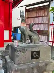 装束稲荷神社（王子稲荷神社境外摂社）の狛犬