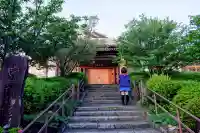 桜誓願寺の{uncategorized: "未分類", other: "その他", undefined: "問題あり", building: "その他建物", grave: "お墓", sacred_gate: "鳥居", guardian: "狛犬", statue: "像", buddha: "仏像", history: "歴史", nature: "自然", garden: "庭園", animal: "動物", pagoda: "塔", temizu: "手水舎", mountain_gate: "山門・神門", sanctuary: "本殿・本堂", subordinate: "末社・摂社", art: "芸術", scenery: "景色", jizo: "地蔵", ema: "絵馬", goshuin: "御朱印", omikuji: "おみくじ", items: "授与品その他", amulet: "お守り", goshuincho: "御朱印帳", eats: "食事", festival: "お祭り", votive_dance: "神楽", shichigosan: "七五三参", wedding: "結婚式", experience: "体験その他", initially: "初詣", around: "周辺", anti_infection: "感染症対策"}
