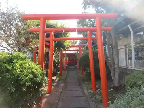 稲荷神社の鳥居