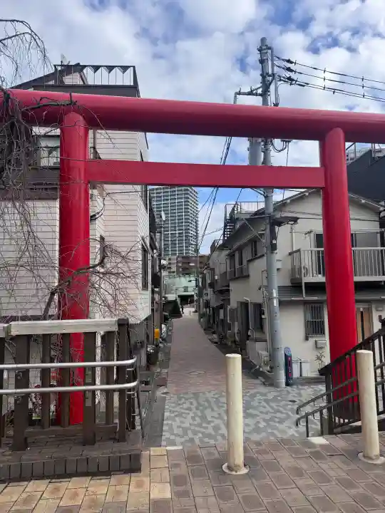 住吉神社の{uncategorized: "未分類", other: "その他", undefined: "問題あり", building: "その他建物", grave: "お墓", sacred_gate: "鳥居", guardian: "狛犬", statue: "像", buddha: "仏像", history: "歴史", nature: "自然", garden: "庭園", animal: "動物", pagoda: "塔", temizu: "手水舎", mountain_gate: "山門・神門", sanctuary: "本殿・本堂", subordinate: "末社・摂社", art: "芸術", scenery: "景色", jizo: "地蔵", ema: "絵馬", goshuin: "御朱印", omikuji: "おみくじ", items: "授与品その他", amulet: "お守り", goshuincho: "御朱印帳", eats: "食事", festival: "お祭り", votive_dance: "神楽", shichigosan: "七五三参", wedding: "結婚式", experience: "体験その他", initially: "初詣", around: "周辺", anti_infection: "感染症対策"}