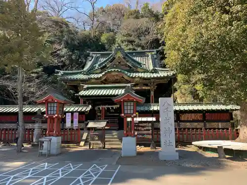 八千戈神社の本殿・本堂