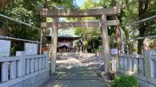 矢倉神社の鳥居