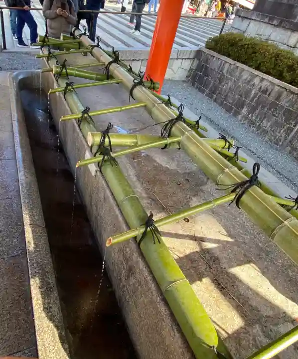 伏見稲荷大社の{uncategorized: "未分類", other: "その他", undefined: "問題あり", building: "その他建物", grave: "お墓", sacred_gate: "鳥居", guardian: "狛犬", statue: "像", buddha: "仏像", history: "歴史", nature: "自然", garden: "庭園", animal: "動物", pagoda: "塔", temizu: "手水舎", mountain_gate: "山門・神門", sanctuary: "本殿・本堂", subordinate: "末社・摂社", art: "芸術", scenery: "景色", jizo: "地蔵", ema: "絵馬", goshuin: "御朱印", omikuji: "おみくじ", items: "授与品その他", amulet: "お守り", goshuincho: "御朱印帳", eats: "食事", festival: "お祭り", votive_dance: "神楽", shichigosan: "七五三参", wedding: "結婚式", experience: "体験その他", initially: "初詣", around: "周辺", anti_infection: "感染症対策"}