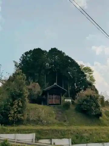 よきとぎ地蔵の{uncategorized: "未分類", other: "その他", undefined: "問題あり", building: "その他建物", grave: "お墓", sacred_gate: "鳥居", guardian: "狛犬", statue: "像", buddha: "仏像", history: "歴史", nature: "自然", garden: "庭園", animal: "動物", pagoda: "塔", temizu: "手水舎", mountain_gate: "山門・神門", sanctuary: "本殿・本堂", subordinate: "末社・摂社", art: "芸術", scenery: "景色", jizo: "地蔵", ema: "絵馬", goshuin: "御朱印", omikuji: "おみくじ", items: "授与品その他", amulet: "お守り", goshuincho: "御朱印帳", eats: "食事", festival: "お祭り", votive_dance: "神楽", shichigosan: "七五三参", wedding: "結婚式", experience: "体験その他", initially: "初詣", around: "周辺", anti_infection: "感染症対策"}