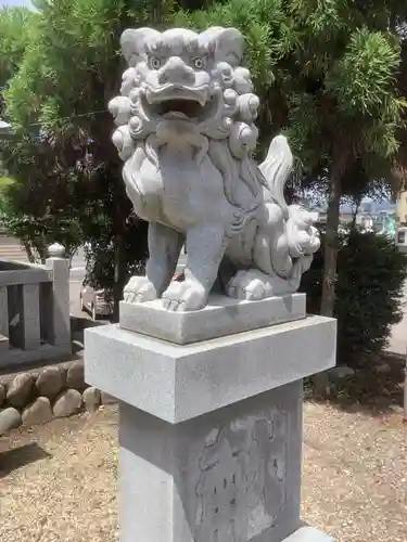 鳴子神社の狛犬