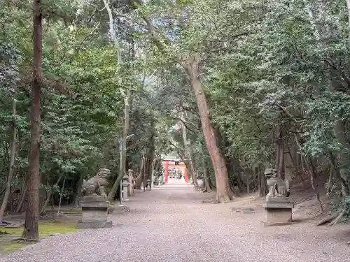 廣瀬大社の{uncategorized: "未分類", other: "その他", undefined: "問題あり", building: "その他建物", grave: "お墓", sacred_gate: "鳥居", guardian: "狛犬", statue: "像", buddha: "仏像", history: "歴史", nature: "自然", garden: "庭園", animal: "動物", pagoda: "塔", temizu: "手水舎", mountain_gate: "山門・神門", sanctuary: "本殿・本堂", subordinate: "末社・摂社", art: "芸術", scenery: "景色", jizo: "地蔵", ema: "絵馬", goshuin: "御朱印", omikuji: "おみくじ", items: "授与品その他", amulet: "お守り", goshuincho: "御朱印帳", eats: "食事", festival: "お祭り", votive_dance: "神楽", shichigosan: "七五三参", wedding: "結婚式", experience: "体験その他", initially: "初詣", around: "周辺", anti_infection: "感染症対策"}